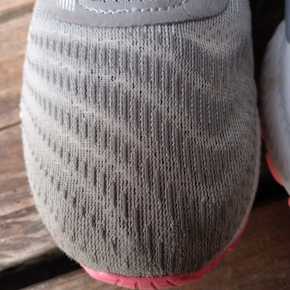 Asics Gel-Nimbus 22 Lite-Show Sheet Rock Grey Pink Wmn sz 9.5 shoe 1012A585-020. - Picture 4 of 12